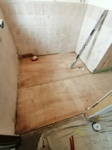 Bathroom Marine Playwood